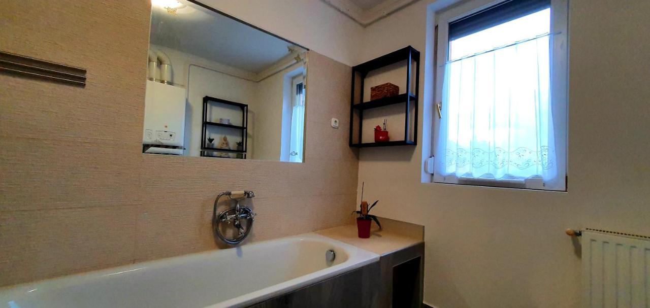 Bazsi Apartman Шиофок Экстерьер фото