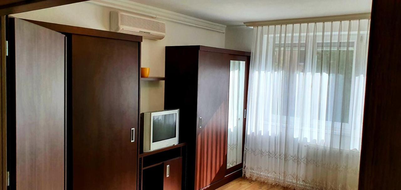 Bazsi Apartman Шиофок Экстерьер фото